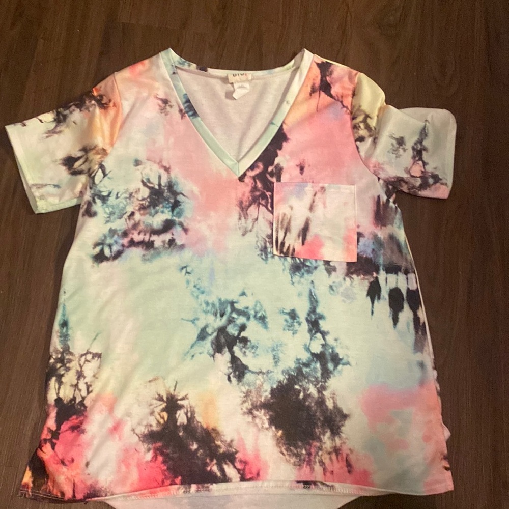 Bib! Multicolor, medium shirt